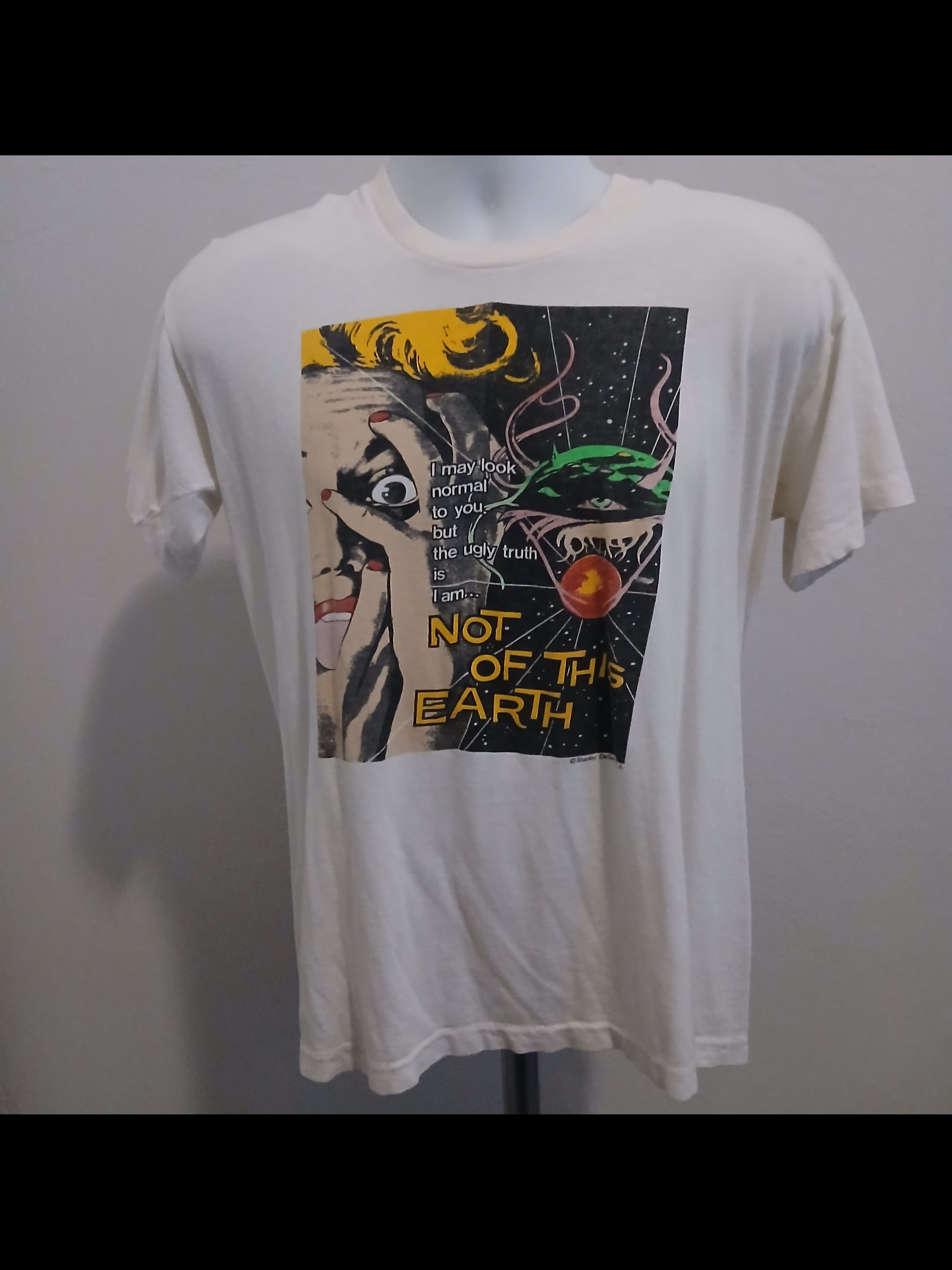Not Of This Earth (1957) Stanley Desantis T-Shirt